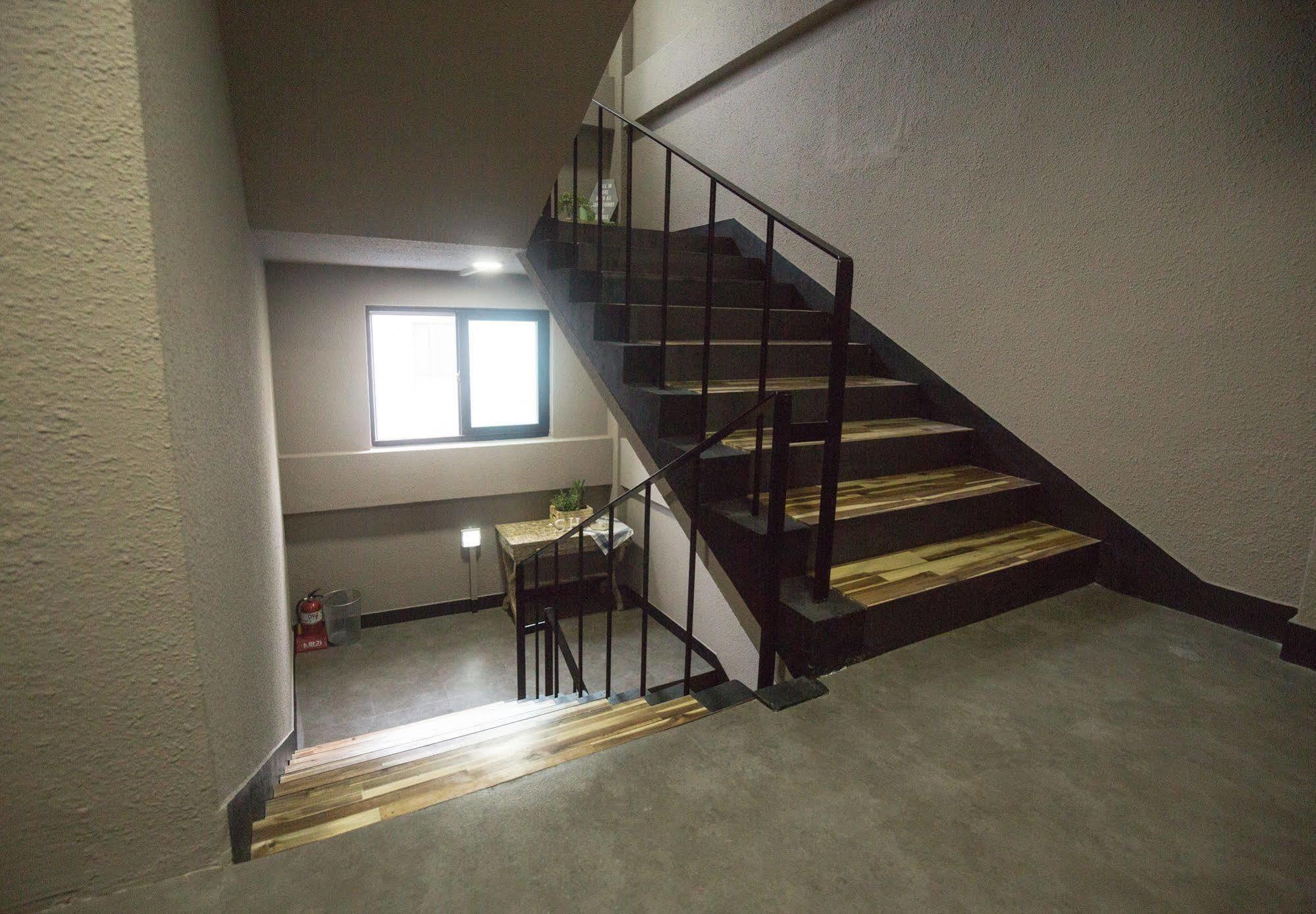 Story In Jeju Guesthouse Dış mekan fotoğraf